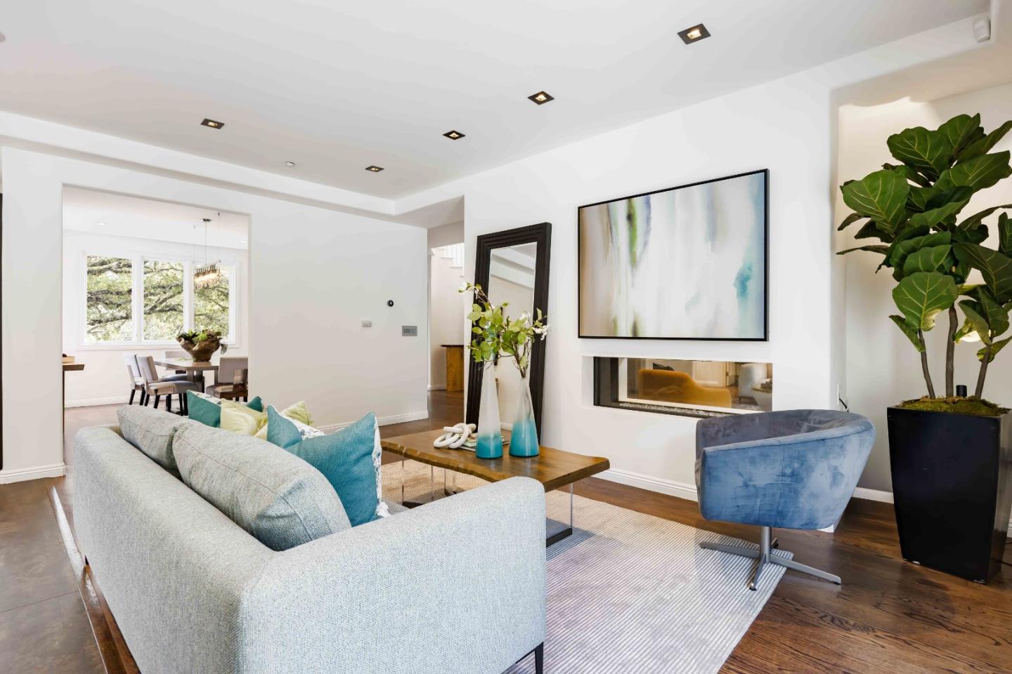 Detail Gallery Image 7 of 37 For 720 Vista Dr, Redwood City,  CA 94062 - 5 Beds | 4/1 Baths