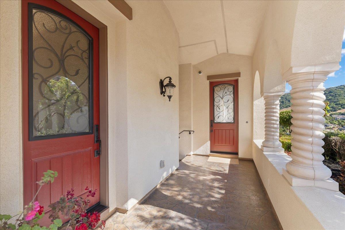 Detail Gallery Image 15 of 96 For 21 Bigleaf Rd, Orinda,  CA 94563 - 4 Beds | 4/1 Baths