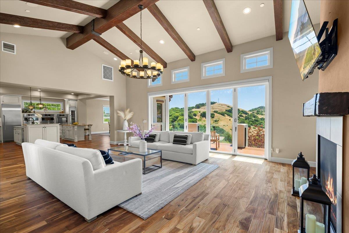 Detail Gallery Image 25 of 96 For 21 Bigleaf Rd, Orinda,  CA 94563 - 4 Beds | 4/1 Baths