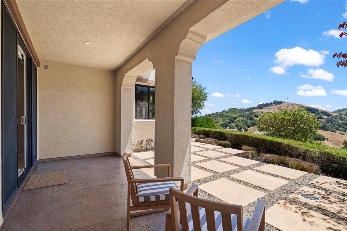 Detail Gallery Image 64 of 96 For 21 Bigleaf Rd, Orinda,  CA 94563 - 4 Beds | 4/1 Baths