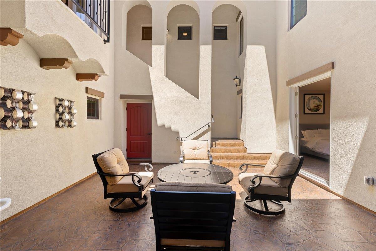 Detail Gallery Image 79 of 96 For 21 Bigleaf Rd, Orinda,  CA 94563 - 4 Beds | 4/1 Baths