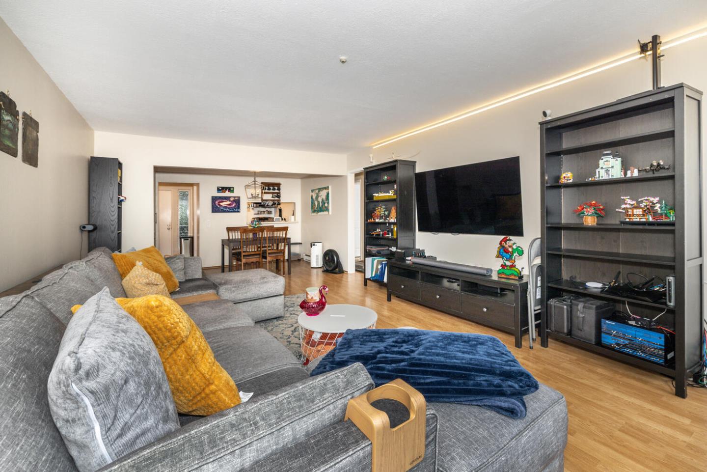 Detail Gallery Image 10 of 24 For 4008 Farm Hill Blvd #102,  Redwood City,  CA 94061 - 2 Beds | 1 Baths