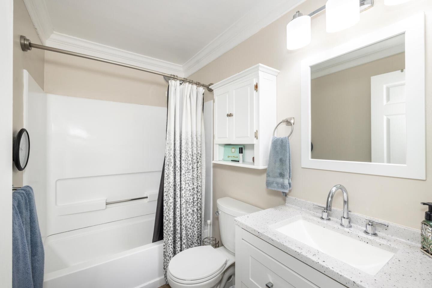 Detail Gallery Image 14 of 24 For 4008 Farm Hill Blvd #102,  Redwood City,  CA 94061 - 2 Beds | 1 Baths