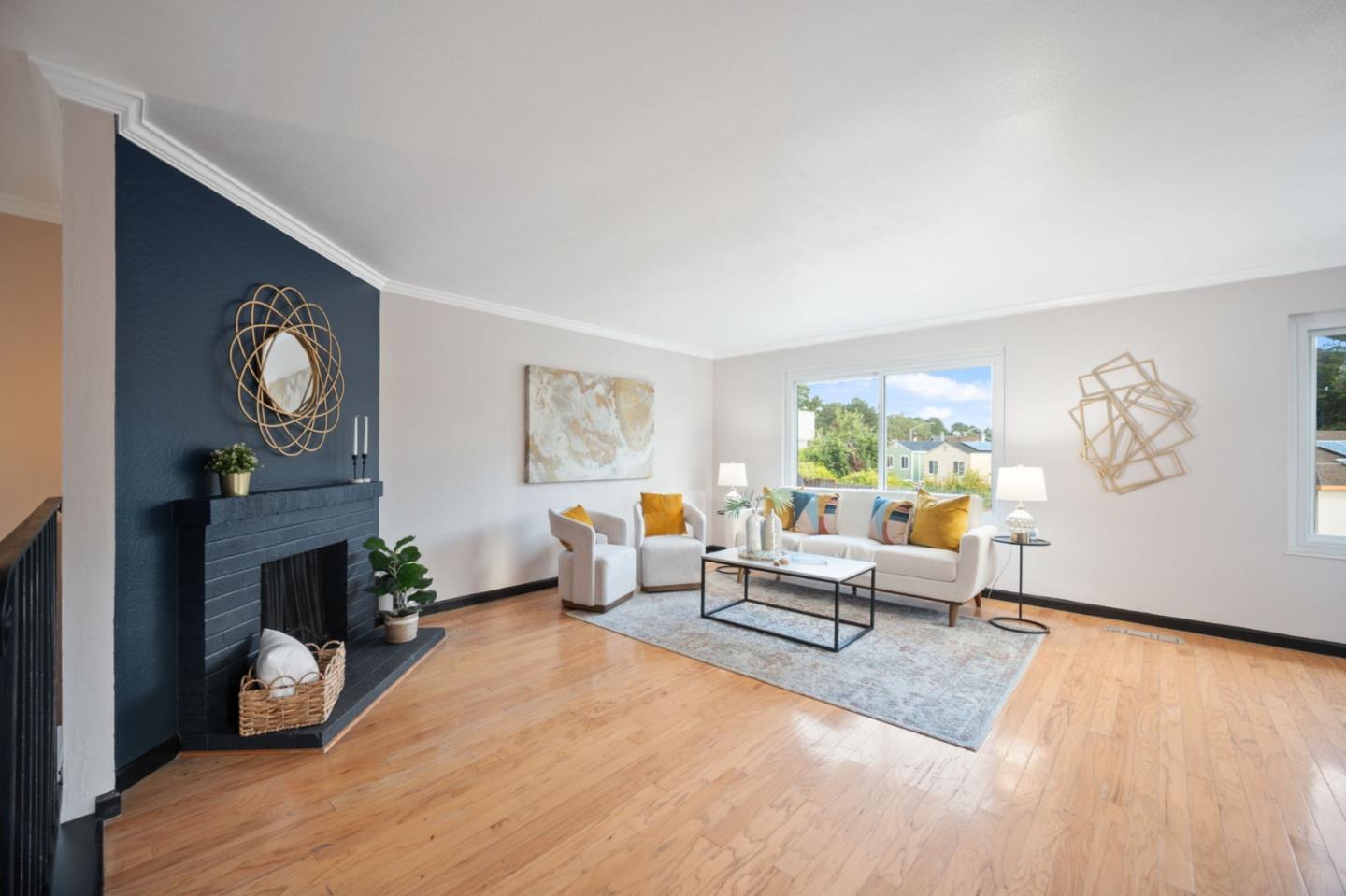 Detail Gallery Image 4 of 52 For 5 Bacon Ct, Daly City,  CA 94015 - 3 Beds | 3 Baths