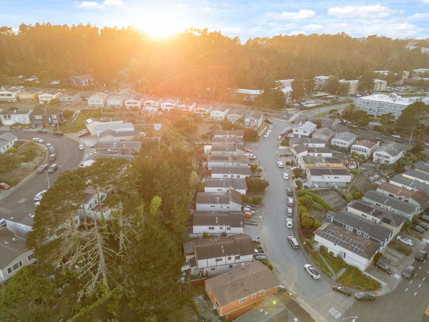 Detail Gallery Image 47 of 52 For 5 Bacon Ct, Daly City,  CA 94015 - 3 Beds | 3 Baths