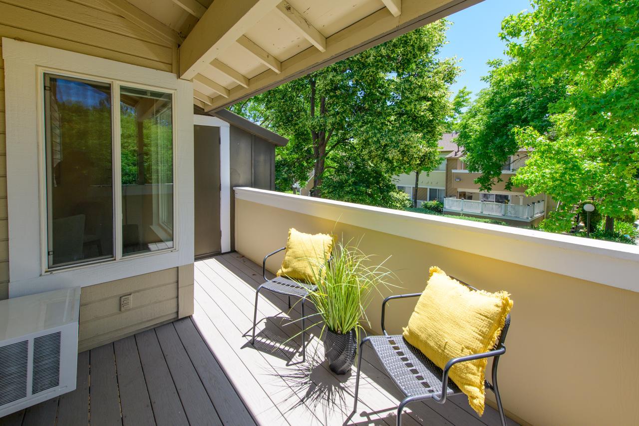 Detail Gallery Image 12 of 14 For 1058 Tekman Dr, San Jose,  CA 95122 - 1 Beds | 1 Baths