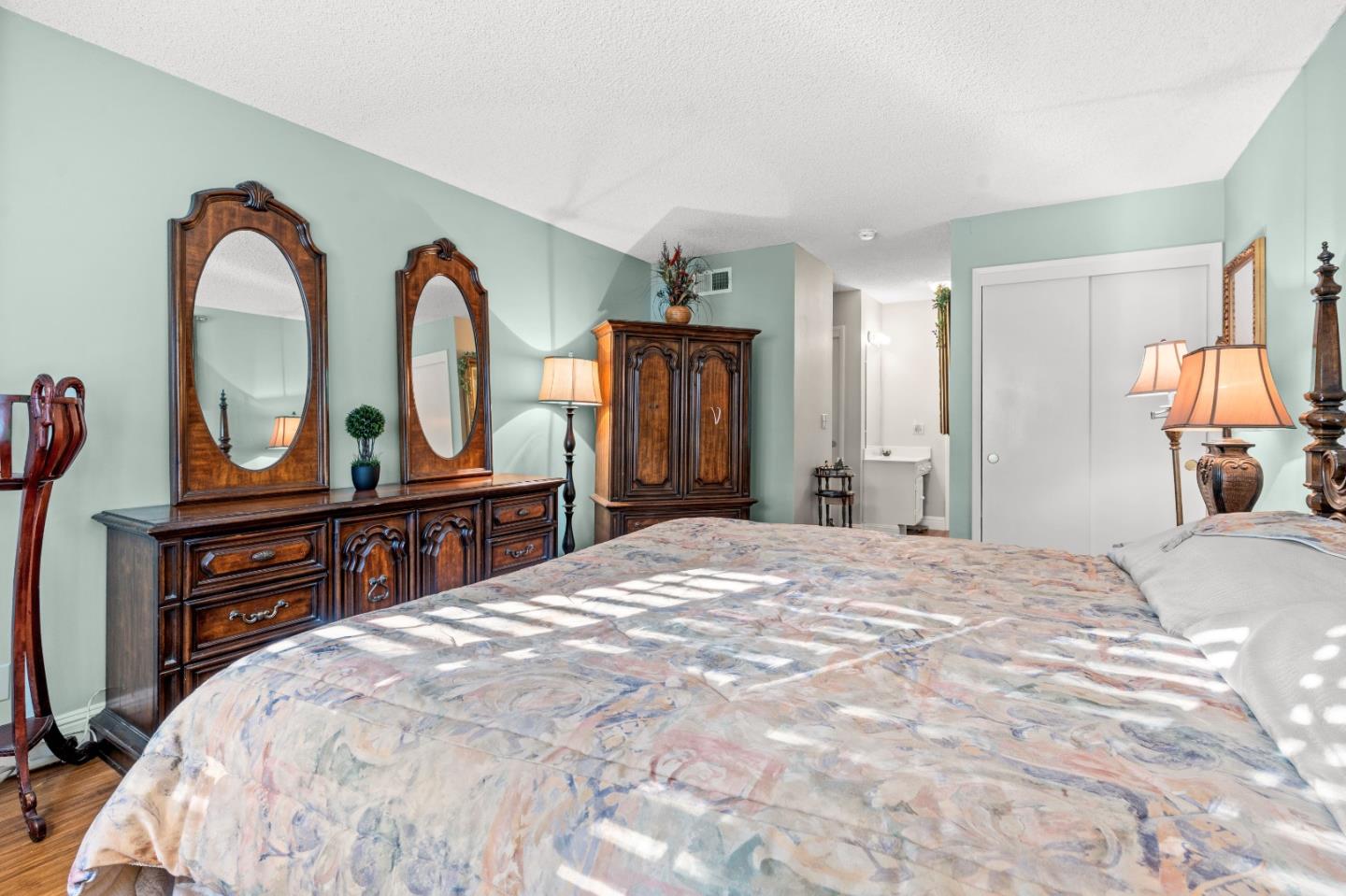 Detail Gallery Image 23 of 44 For 5437 Cribari Grn, San Jose,  CA 95135 - 2 Beds | 2 Baths