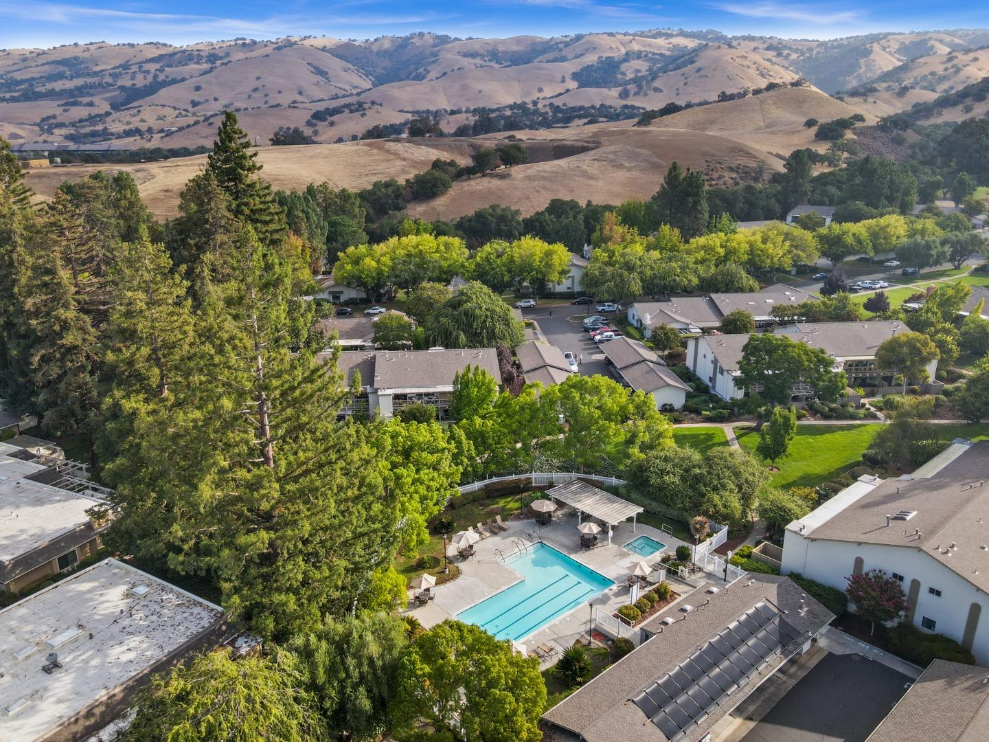 Detail Gallery Image 36 of 44 For 5437 Cribari Grn, San Jose,  CA 95135 - 2 Beds | 2 Baths