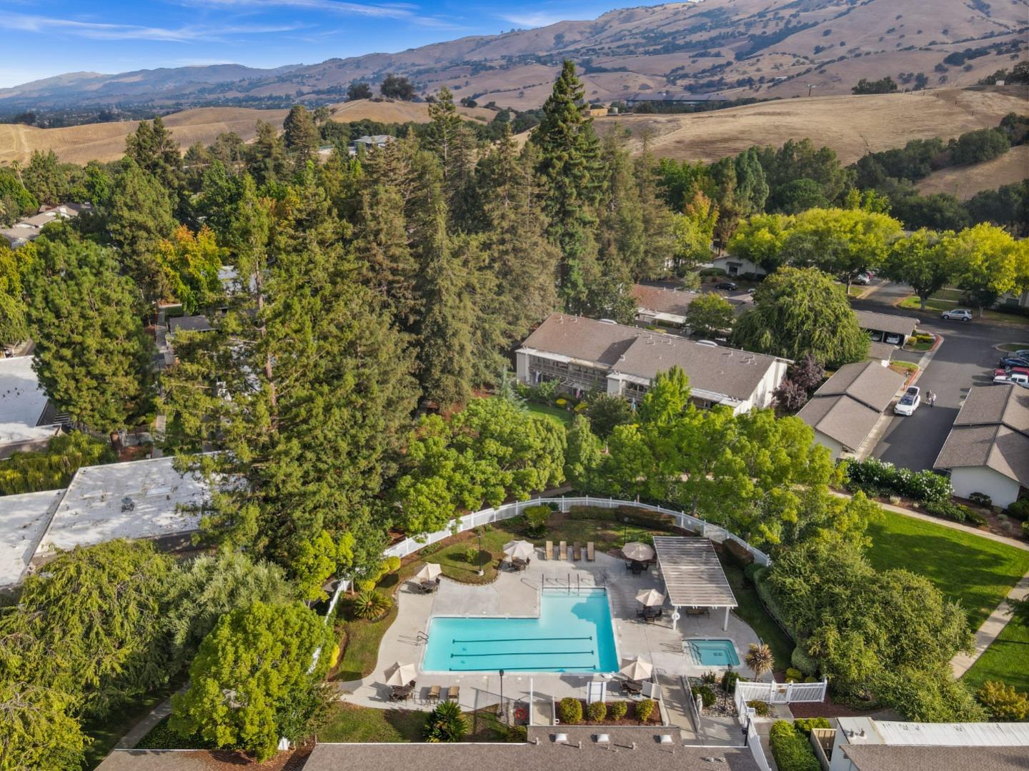 Detail Gallery Image 41 of 44 For 5437 Cribari Grn, San Jose,  CA 95135 - 2 Beds | 2 Baths