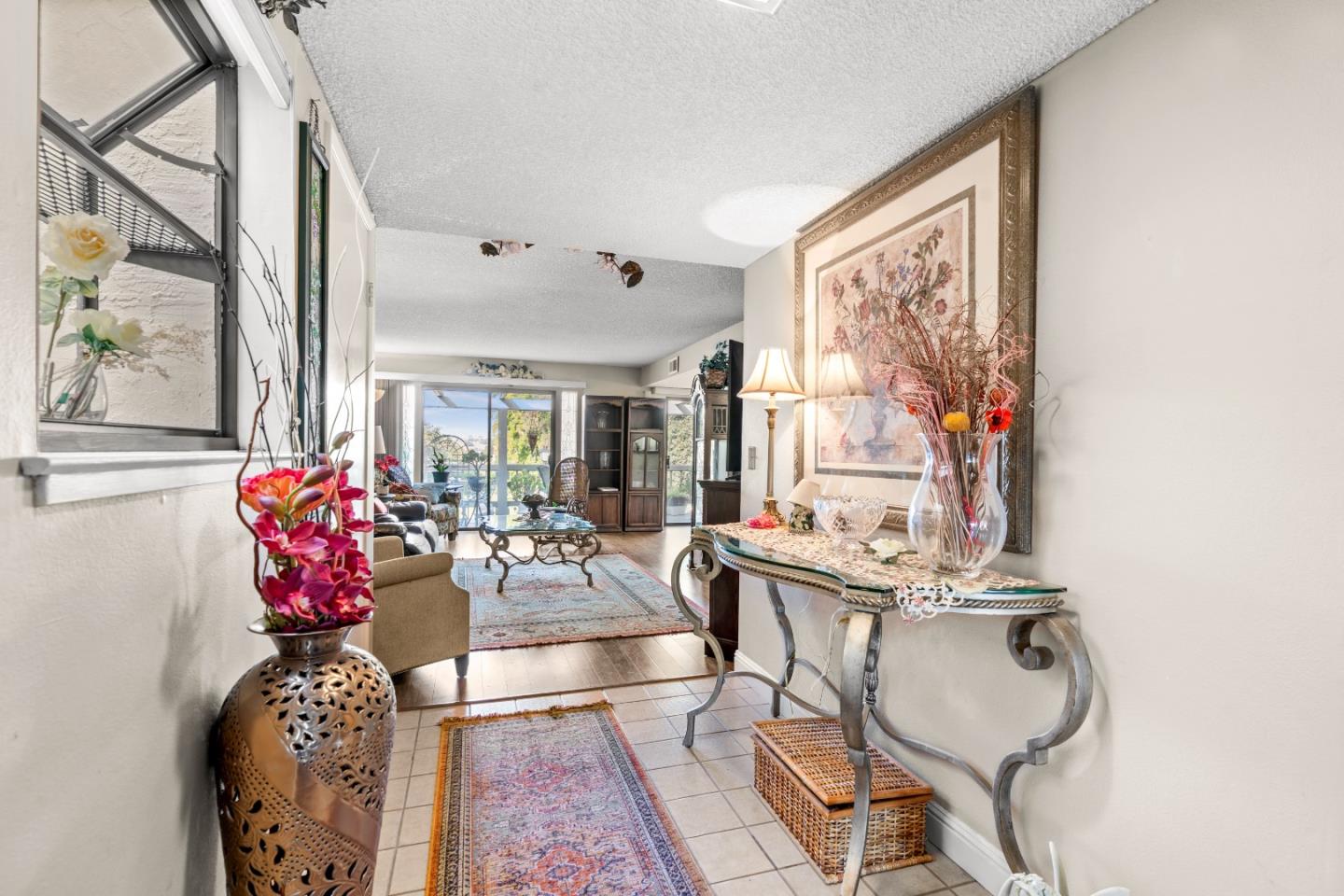 Detail Gallery Image 6 of 44 For 5437 Cribari Grn, San Jose,  CA 95135 - 2 Beds | 2 Baths