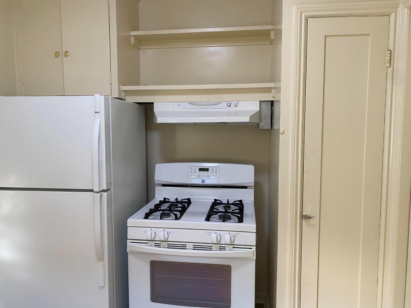 Detail Gallery Image 10 of 21 For 305 Catalpa St, San Mateo,  CA 94401 - – Beds | – Baths