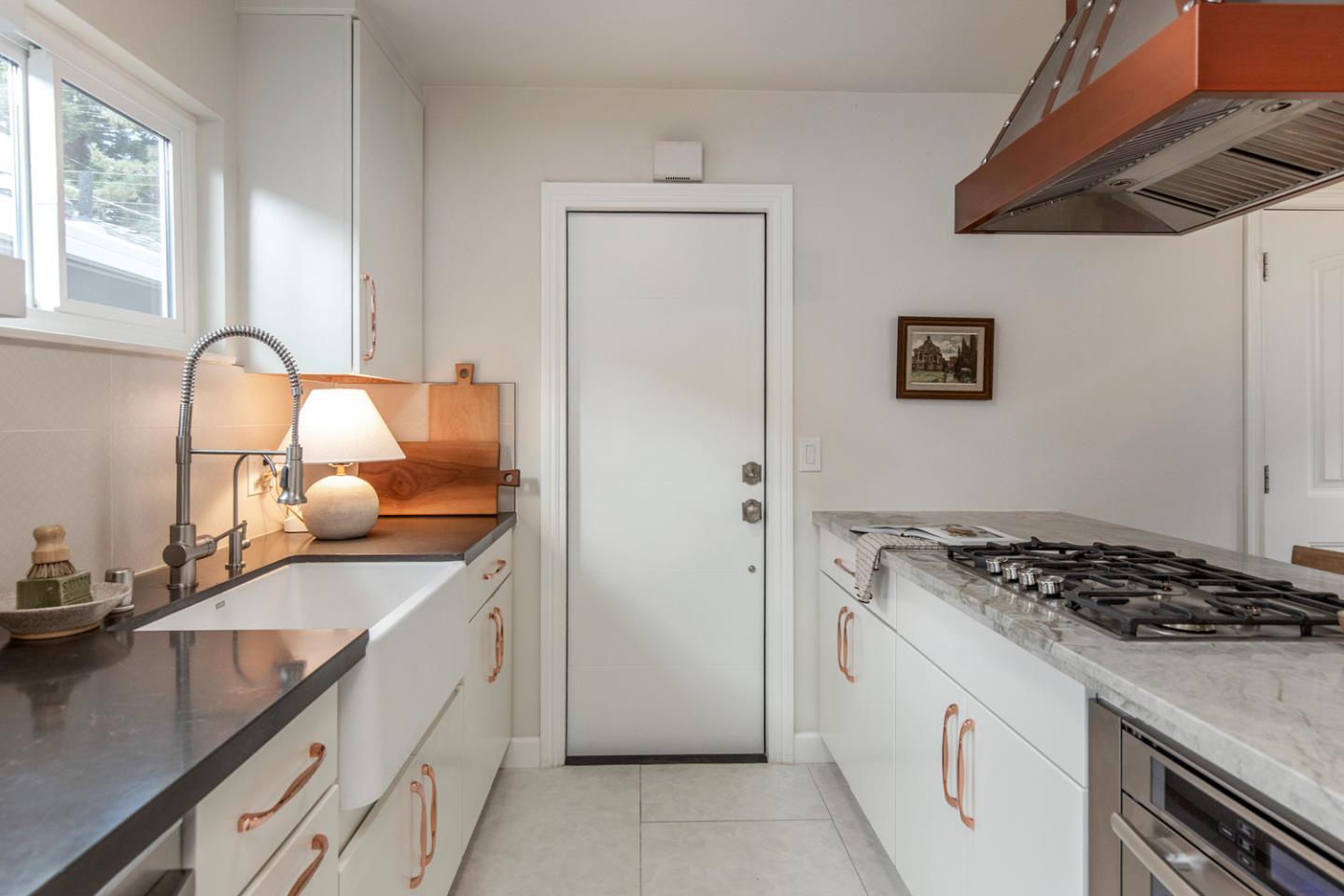 Detail Gallery Image 7 of 24 For 746 6th Ave, Redwood City,  CA 94063 - 2 Beds | 2 Baths