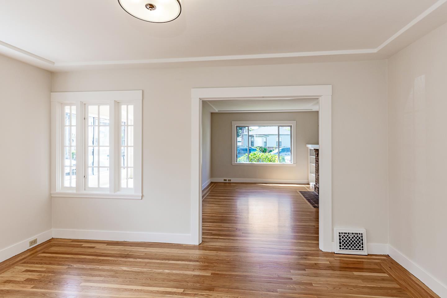 Detail Gallery Image 11 of 48 For 828 Highland Ave, San Mateo,  CA 94401 - – Beds | – Baths