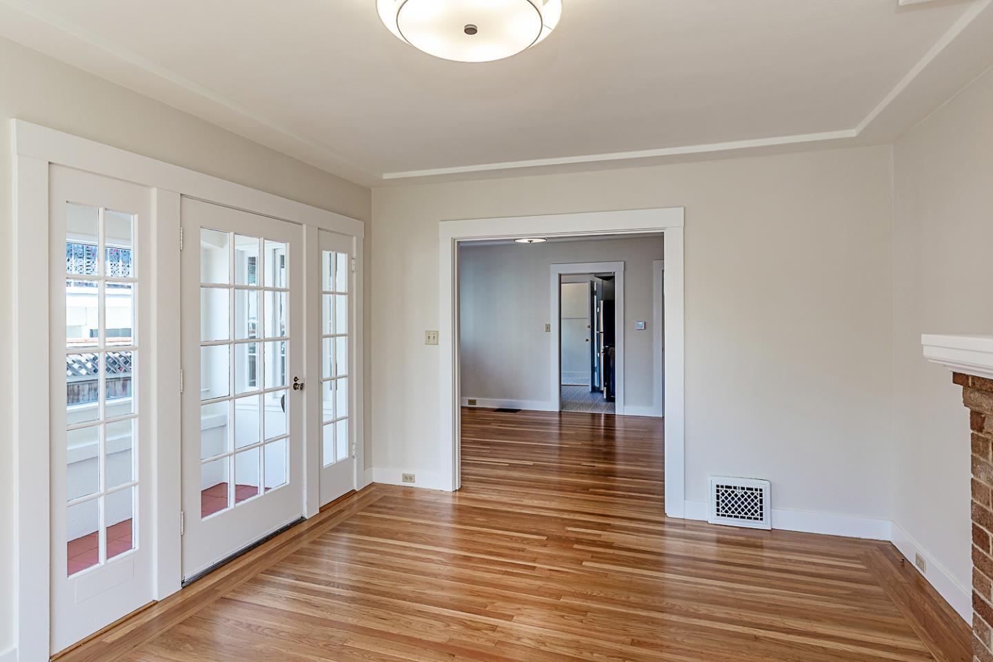 Detail Gallery Image 23 of 48 For 828 Highland Ave, San Mateo,  CA 94401 - – Beds | – Baths