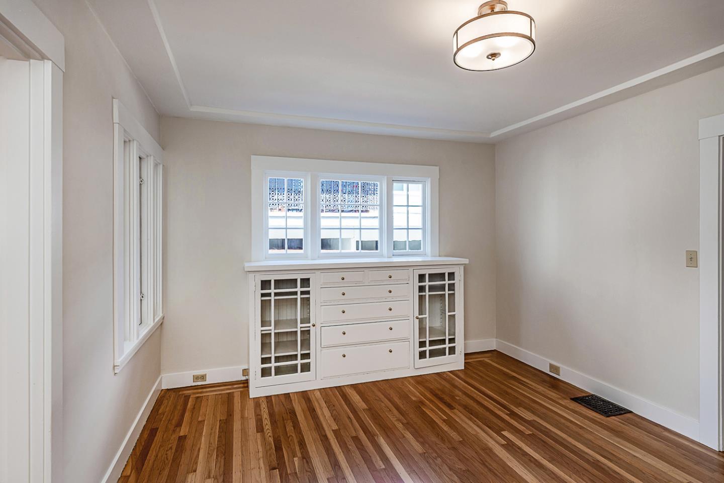 Detail Gallery Image 26 of 48 For 828 Highland Ave, San Mateo,  CA 94401 - – Beds | – Baths