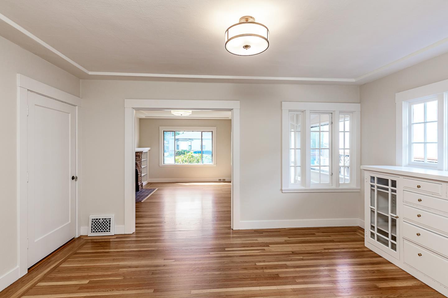 Detail Gallery Image 27 of 48 For 828 Highland Ave, San Mateo,  CA 94401 - – Beds | – Baths