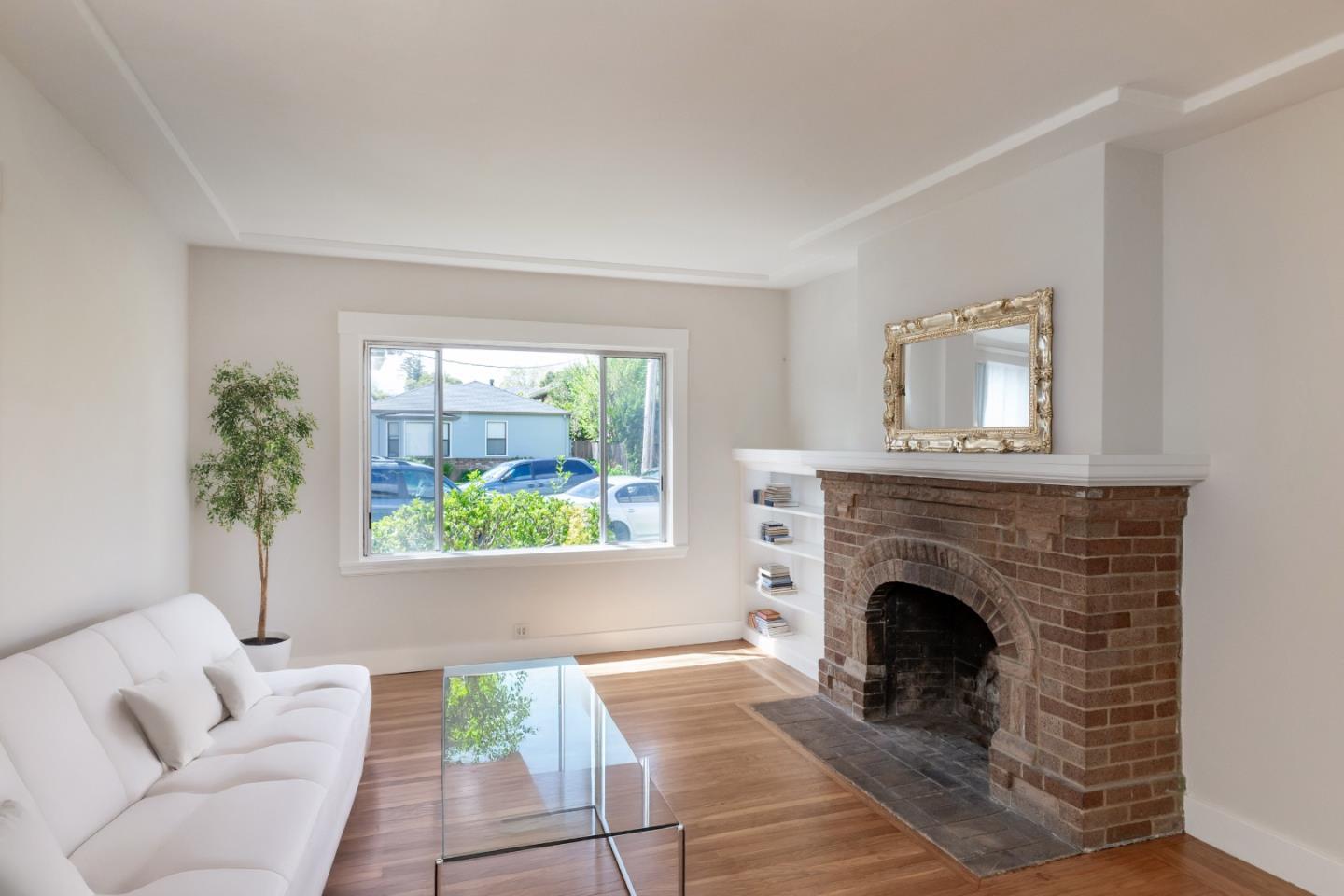 Detail Gallery Image 7 of 48 For 828 Highland Ave, San Mateo,  CA 94401 - – Beds | – Baths