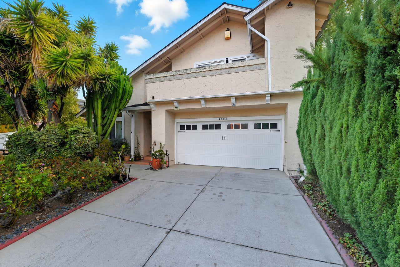 Detail Gallery Image 2 of 44 For 4802 Rio Vista Ave, San Jose,  CA 95129 - 4 Beds | 3/1 Baths