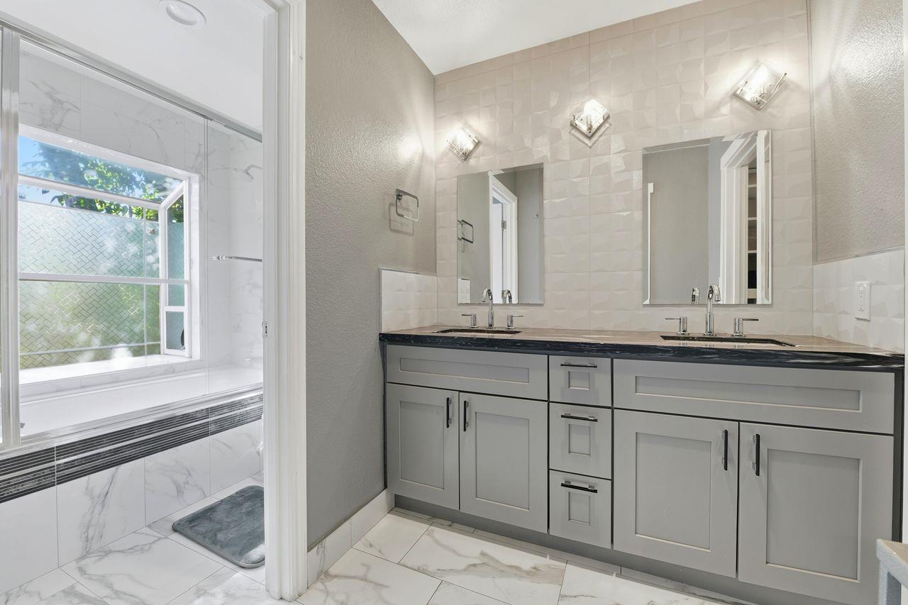 Detail Gallery Image 32 of 44 For 4802 Rio Vista Ave, San Jose,  CA 95129 - 4 Beds | 3/1 Baths