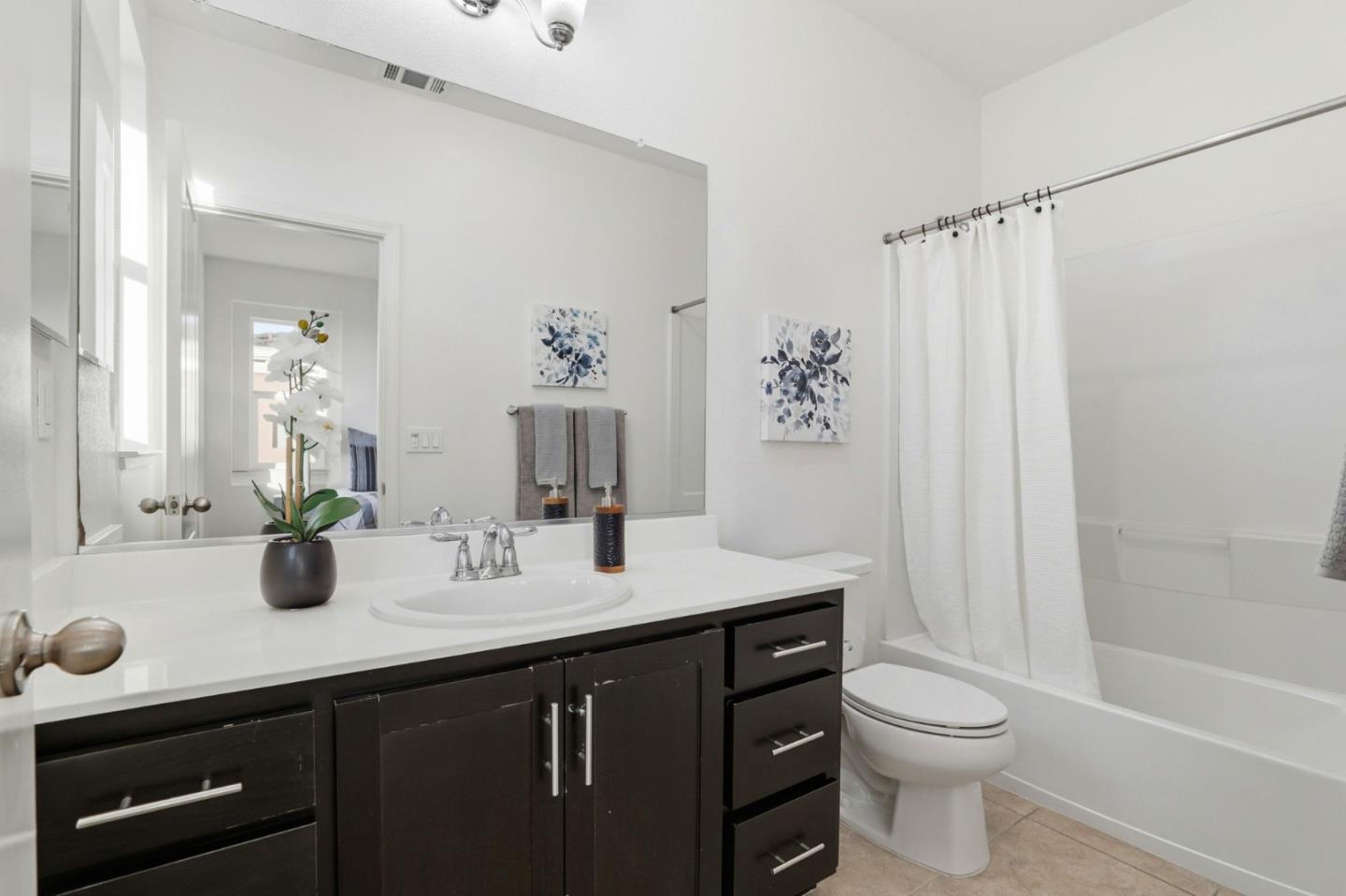 Detail Gallery Image 22 of 39 For 2037 Lee Way, Milpitas,  CA 95035 - 3 Beds | 3 Baths