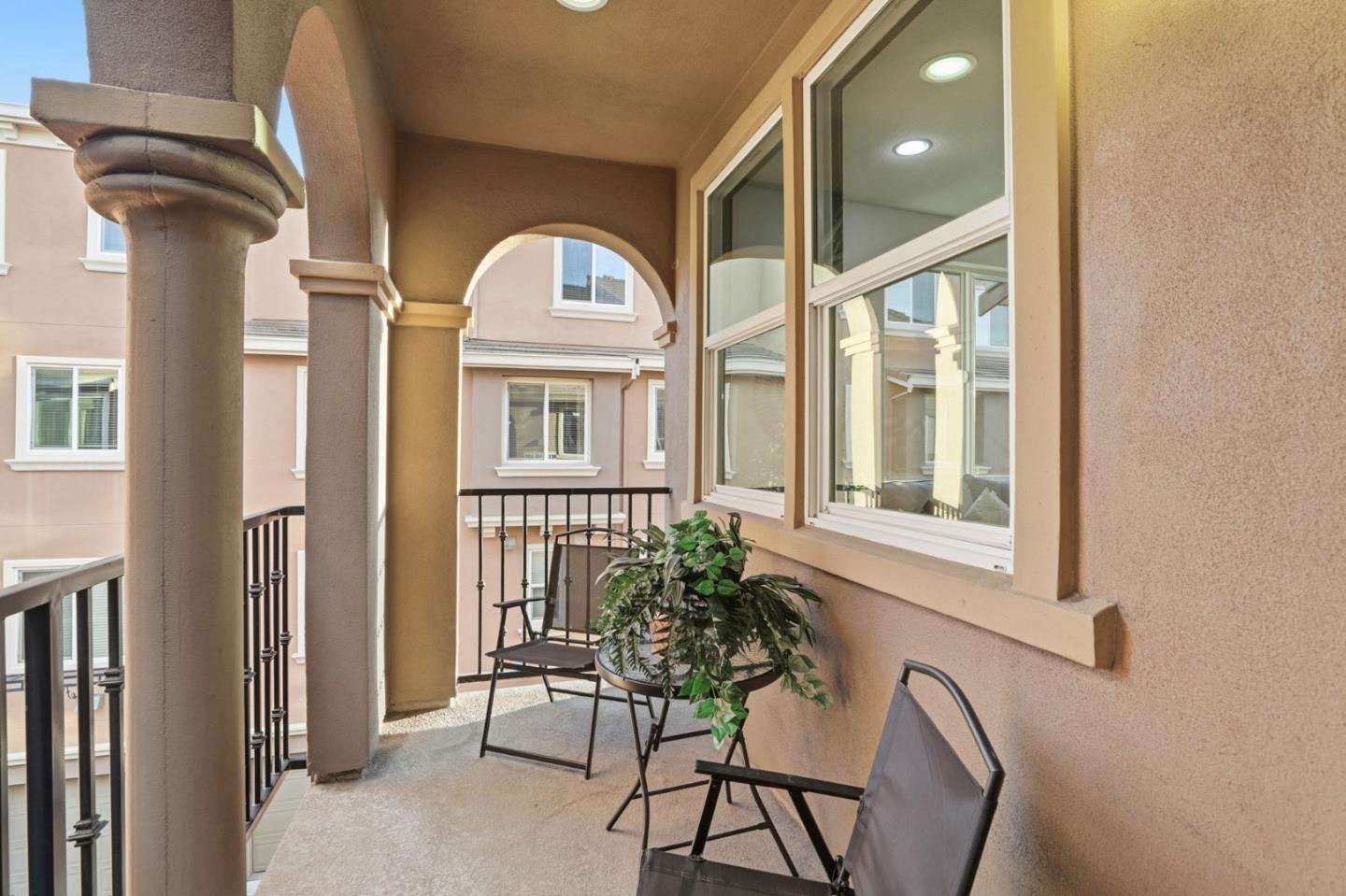 Detail Gallery Image 29 of 39 For 2037 Lee Way, Milpitas,  CA 95035 - 3 Beds | 3 Baths