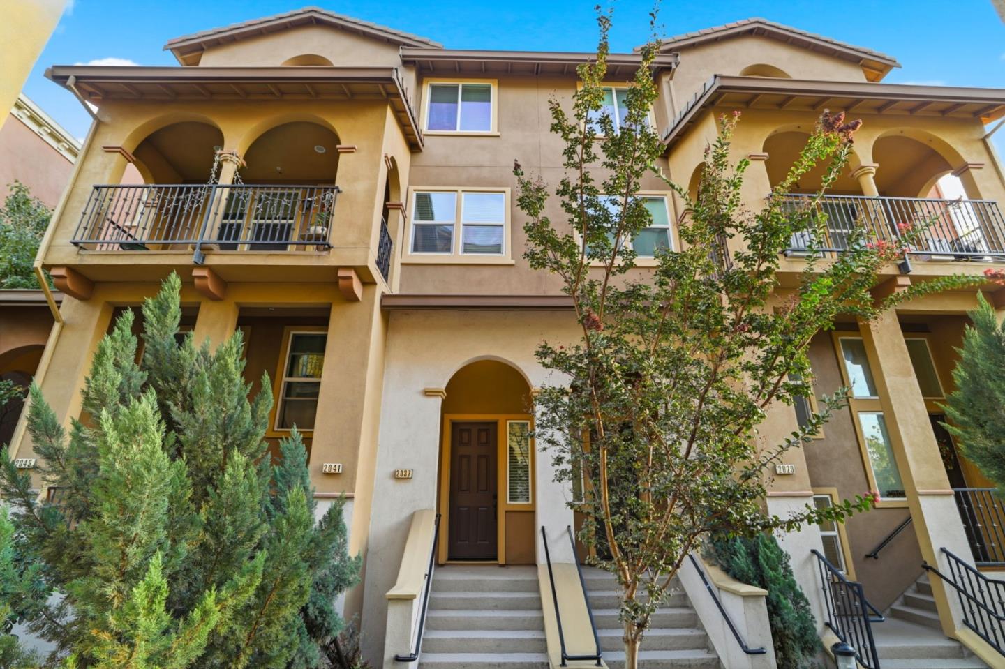 Detail Gallery Image 30 of 39 For 2037 Lee Way, Milpitas,  CA 95035 - 3 Beds | 3 Baths