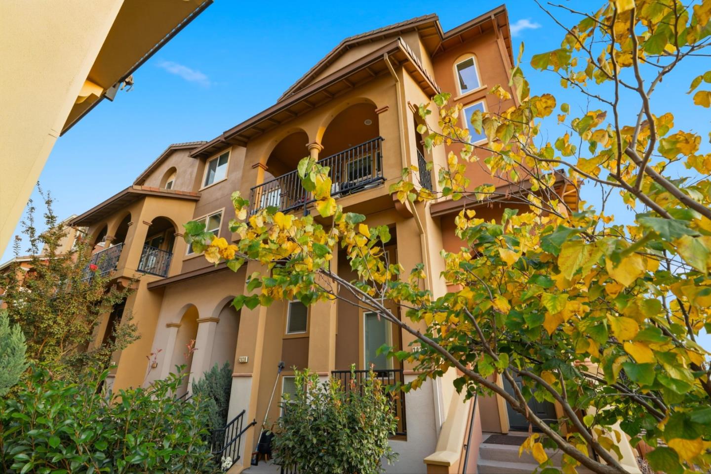 Detail Gallery Image 31 of 39 For 2037 Lee Way, Milpitas,  CA 95035 - 3 Beds | 3 Baths