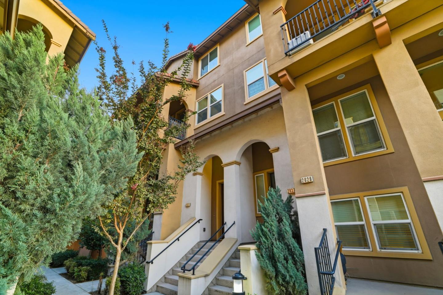 Detail Gallery Image 32 of 39 For 2037 Lee Way, Milpitas,  CA 95035 - 3 Beds | 3 Baths