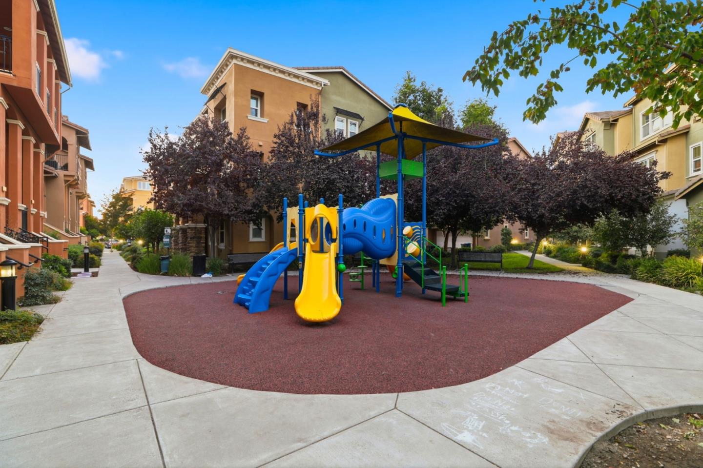 Detail Gallery Image 38 of 39 For 2037 Lee Way, Milpitas,  CA 95035 - 3 Beds | 3 Baths