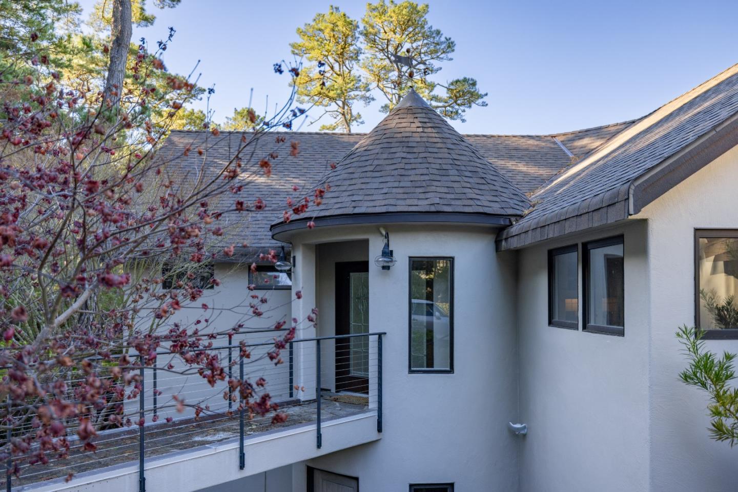 Detail Gallery Image 3 of 41 For 100 Cypress Way, Carmel,  CA 93923 - 5 Beds | 4/1 Baths