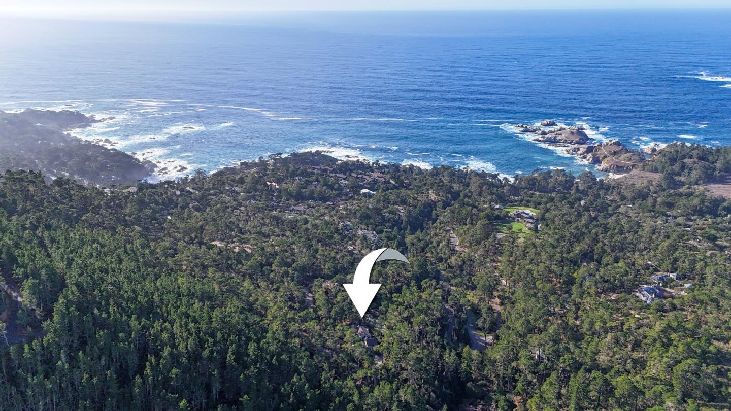 Detail Gallery Image 5 of 41 For 100 Cypress Way, Carmel,  CA 93923 - 5 Beds | 4/1 Baths