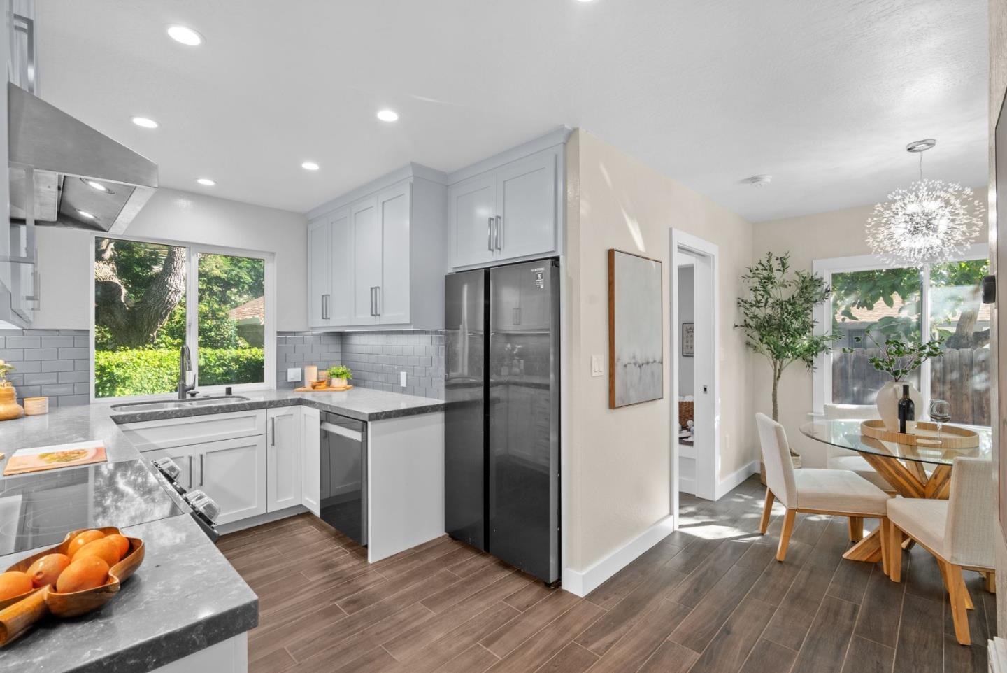 Detail Gallery Image 16 of 75 For 389 E Washington Ave, Sunnyvale,  CA 94086 - 4 Beds | 1/1 Baths