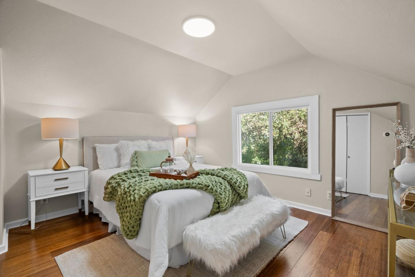 Detail Gallery Image 19 of 75 For 389 E Washington Ave, Sunnyvale,  CA 94086 - 4 Beds | 1/1 Baths