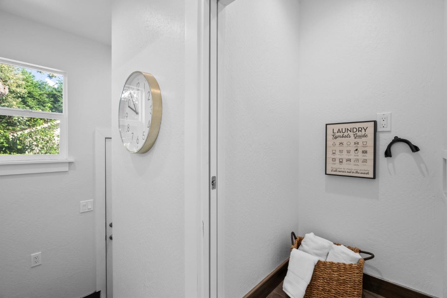 Detail Gallery Image 28 of 75 For 389 E Washington Ave, Sunnyvale,  CA 94086 - 4 Beds | 1/1 Baths