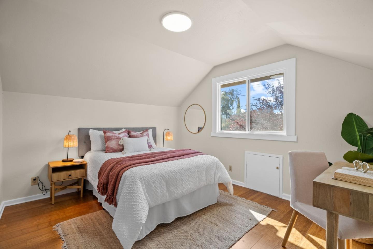 Detail Gallery Image 29 of 75 For 389 E Washington Ave, Sunnyvale,  CA 94086 - 4 Beds | 1/1 Baths