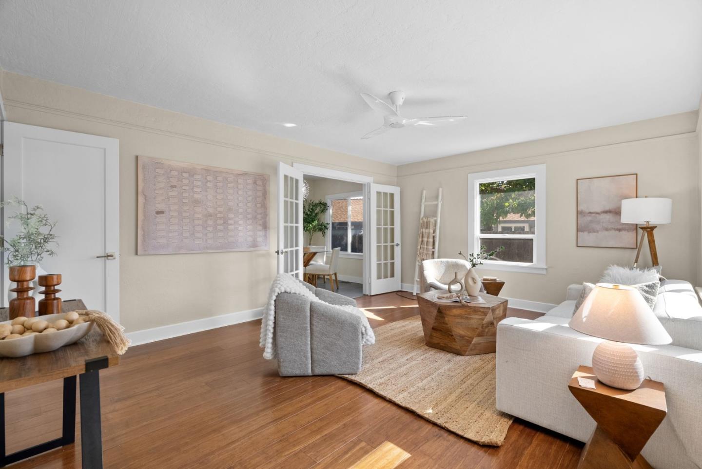 Detail Gallery Image 6 of 75 For 389 E Washington Ave, Sunnyvale,  CA 94086 - 4 Beds | 1/1 Baths