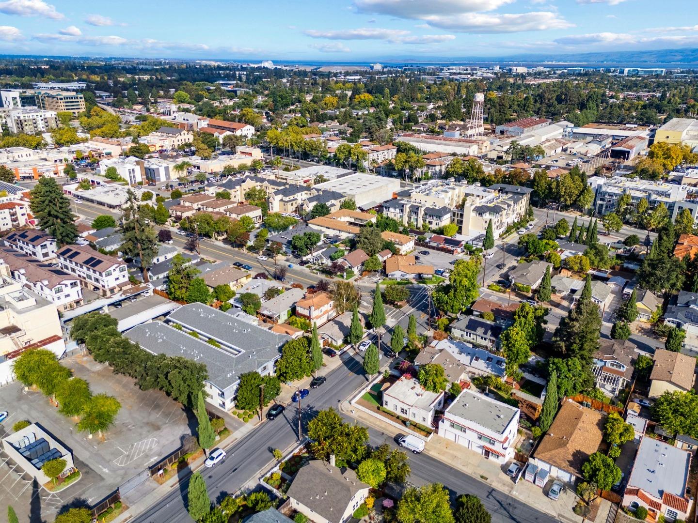 Detail Gallery Image 68 of 75 For 389 E Washington Ave, Sunnyvale,  CA 94086 - 4 Beds | 1/1 Baths
