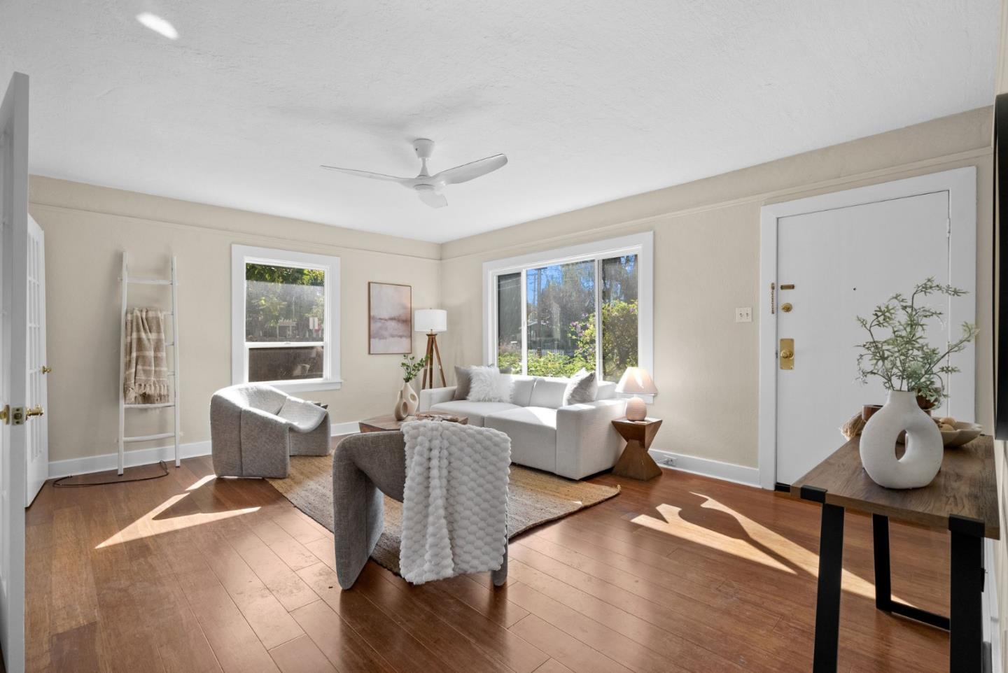 Detail Gallery Image 7 of 75 For 389 E Washington Ave, Sunnyvale,  CA 94086 - 4 Beds | 1/1 Baths