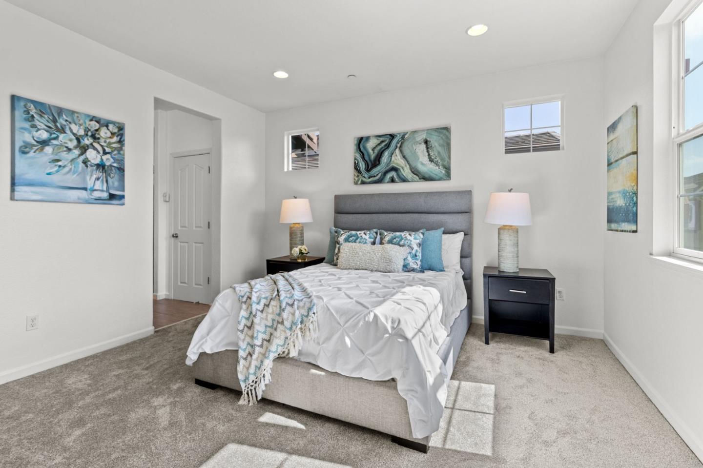 Detail Gallery Image 13 of 26 For 6630 S Mariposa Ln, Dublin,  CA 94568 - 4 Beds | 3/1 Baths