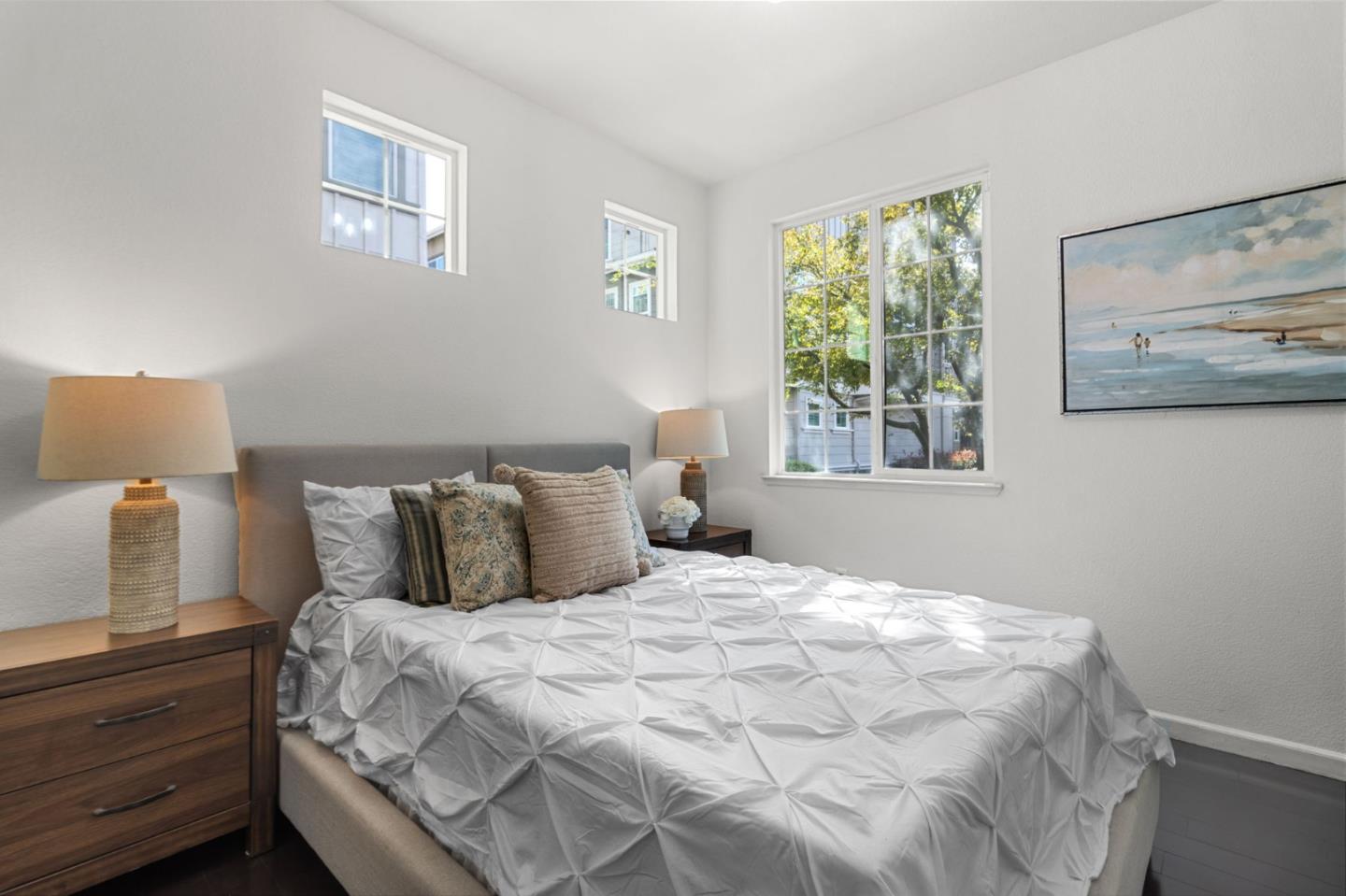 Detail Gallery Image 21 of 26 For 6630 S Mariposa Ln, Dublin,  CA 94568 - 4 Beds | 3/1 Baths