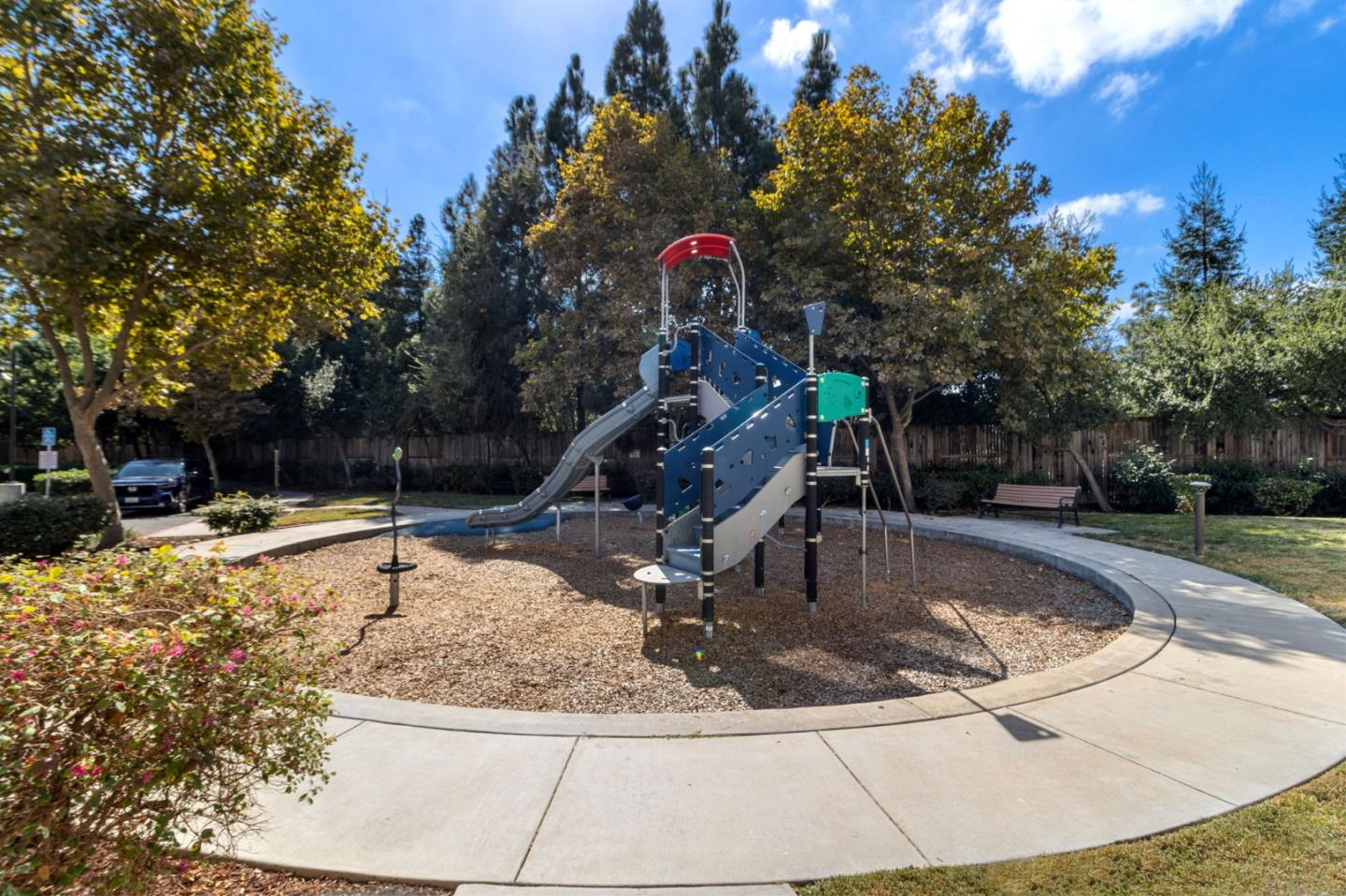 Detail Gallery Image 22 of 26 For 6630 S Mariposa Ln, Dublin,  CA 94568 - 4 Beds | 3/1 Baths