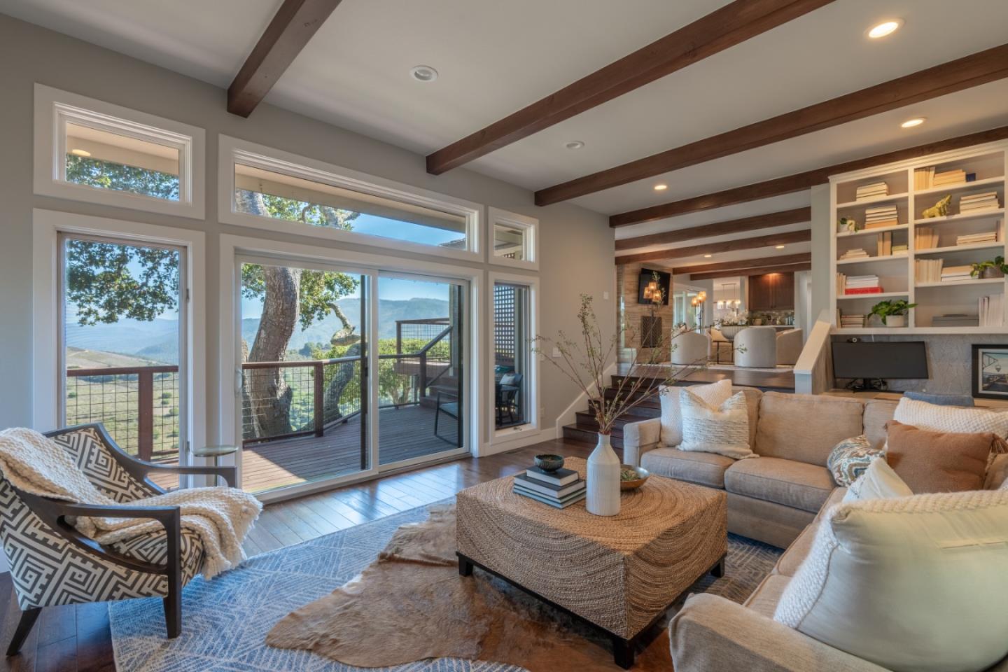 Detail Gallery Image 12 of 34 For 25530 via Paloma, Carmel,  CA 93923 - 3 Beds | 3 Baths