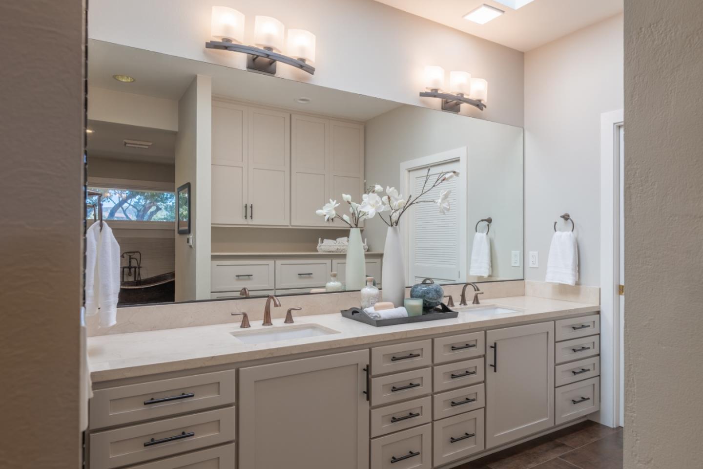 Detail Gallery Image 17 of 34 For 25530 via Paloma, Carmel,  CA 93923 - 3 Beds | 3 Baths