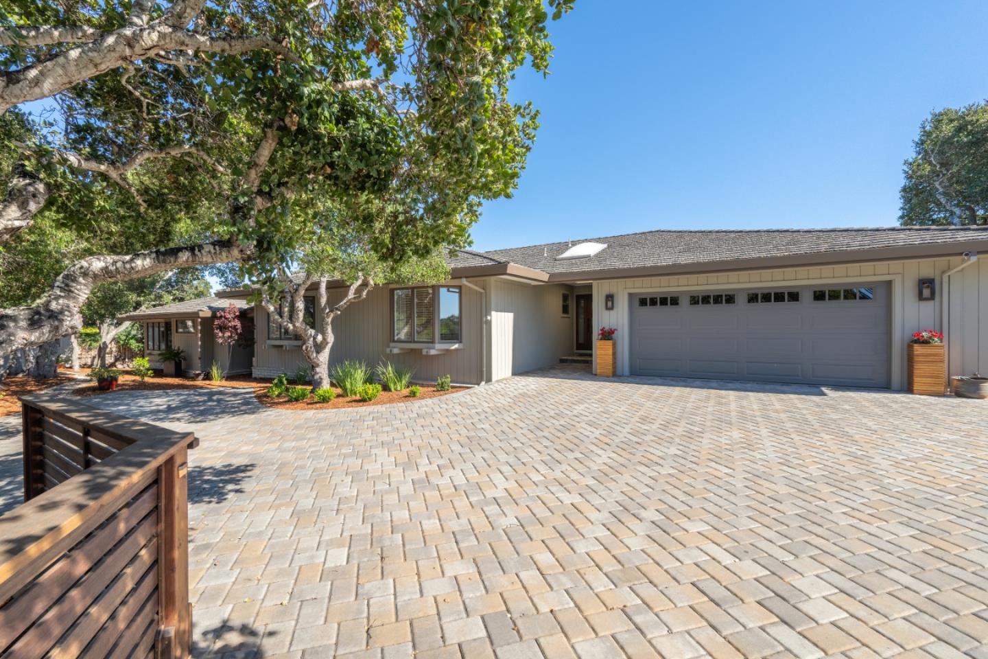 Detail Gallery Image 26 of 34 For 25530 via Paloma, Carmel,  CA 93923 - 3 Beds | 3 Baths