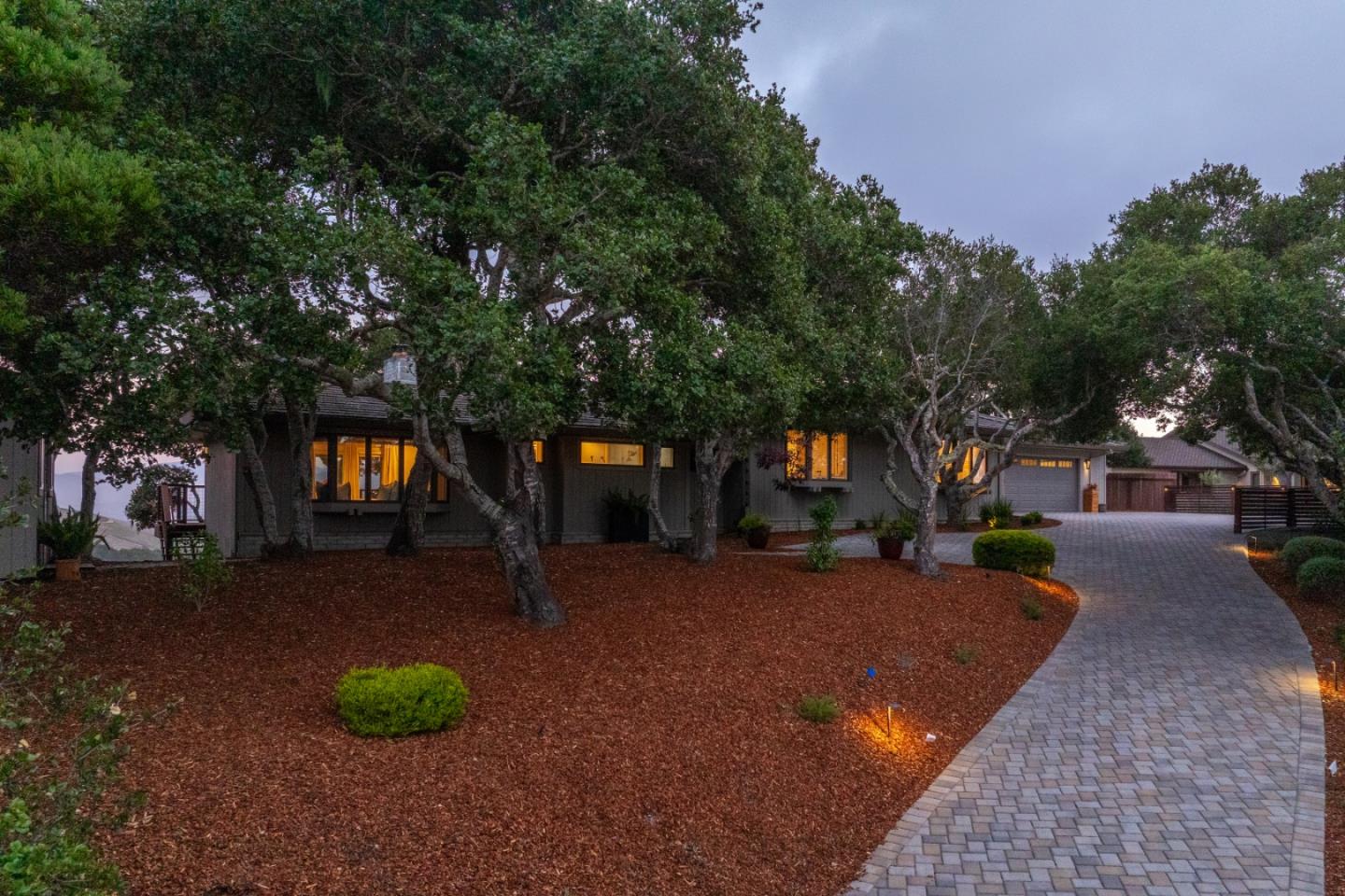 Detail Gallery Image 5 of 34 For 25530 via Paloma, Carmel,  CA 93923 - 3 Beds | 3 Baths