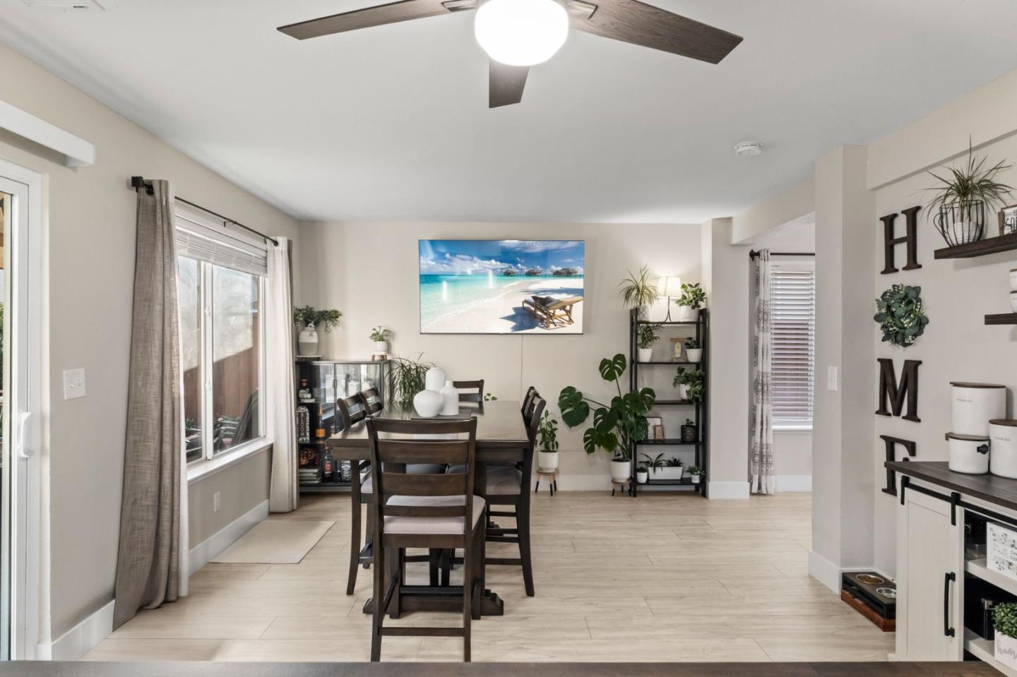 Detail Gallery Image 19 of 55 For 820 Woodcreek Way, Gilroy,  CA 95020 - 4 Beds | 2/1 Baths