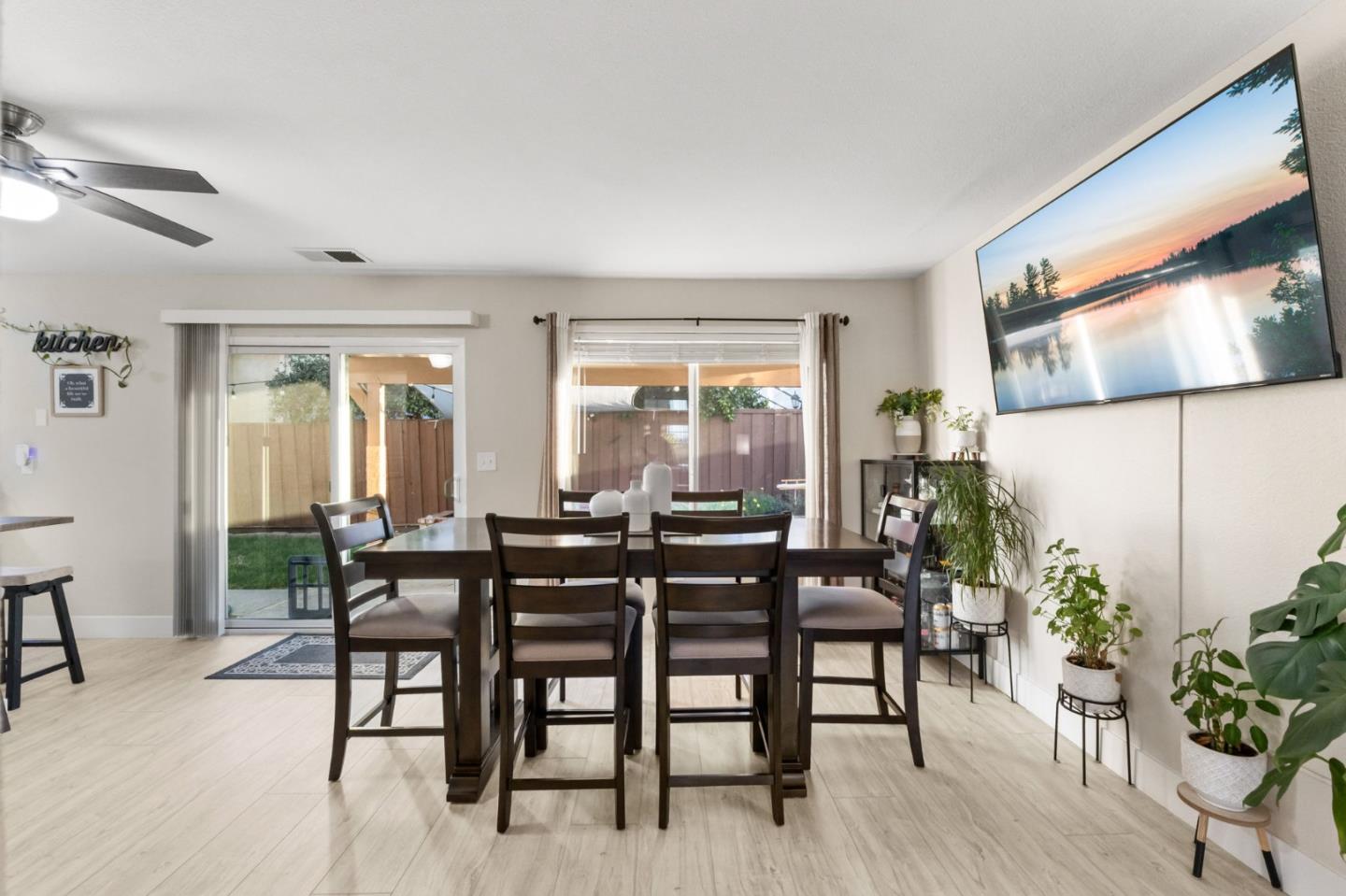 Detail Gallery Image 22 of 55 For 820 Woodcreek Way, Gilroy,  CA 95020 - 4 Beds | 2/1 Baths