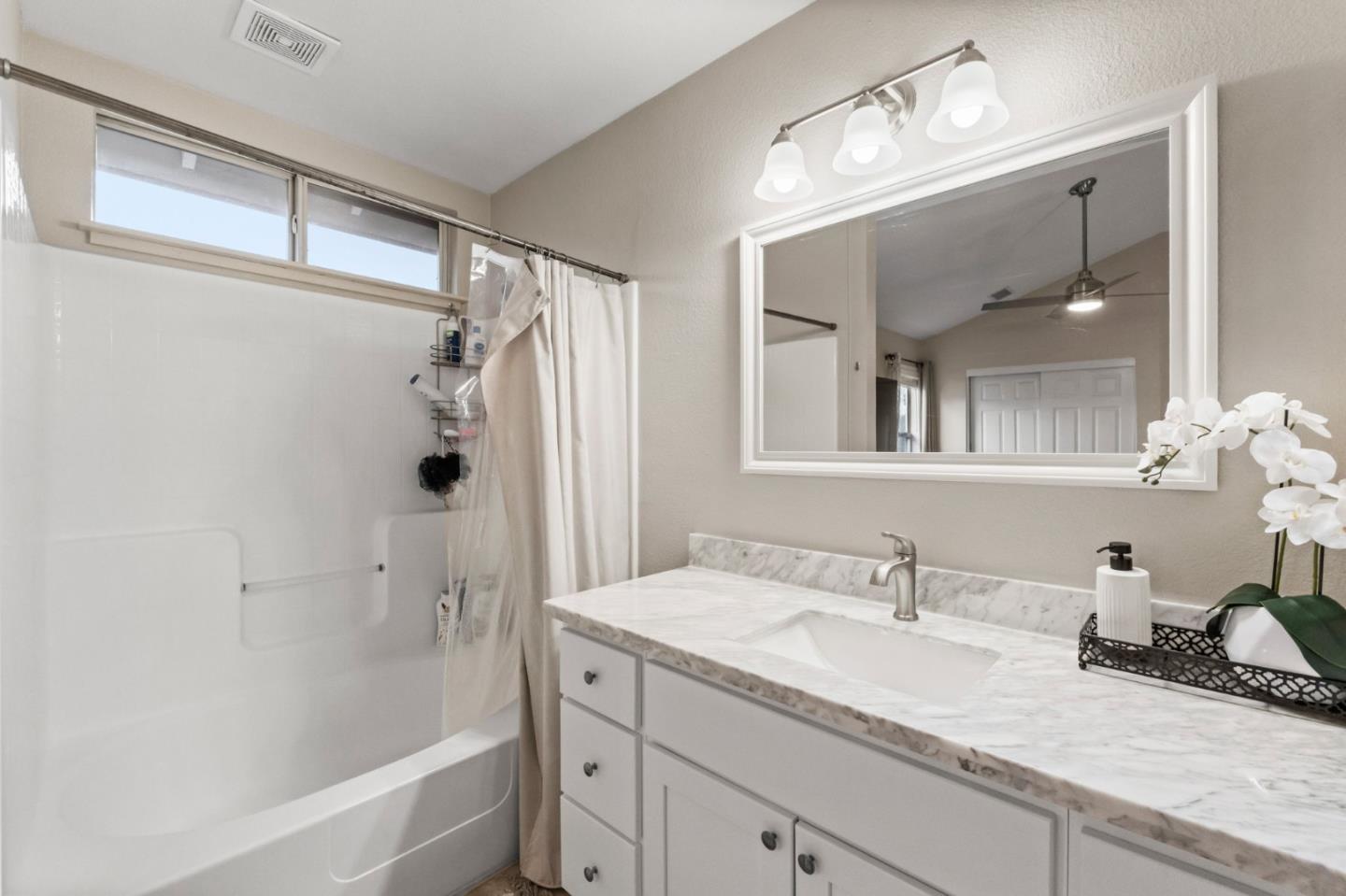 Detail Gallery Image 30 of 55 For 820 Woodcreek Way, Gilroy,  CA 95020 - 4 Beds | 2/1 Baths