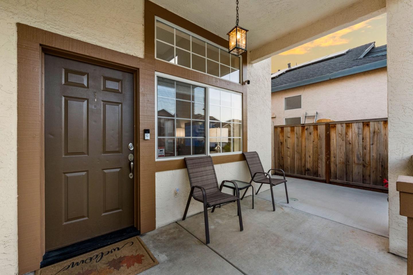 Detail Gallery Image 4 of 55 For 820 Woodcreek Way, Gilroy,  CA 95020 - 4 Beds | 2/1 Baths