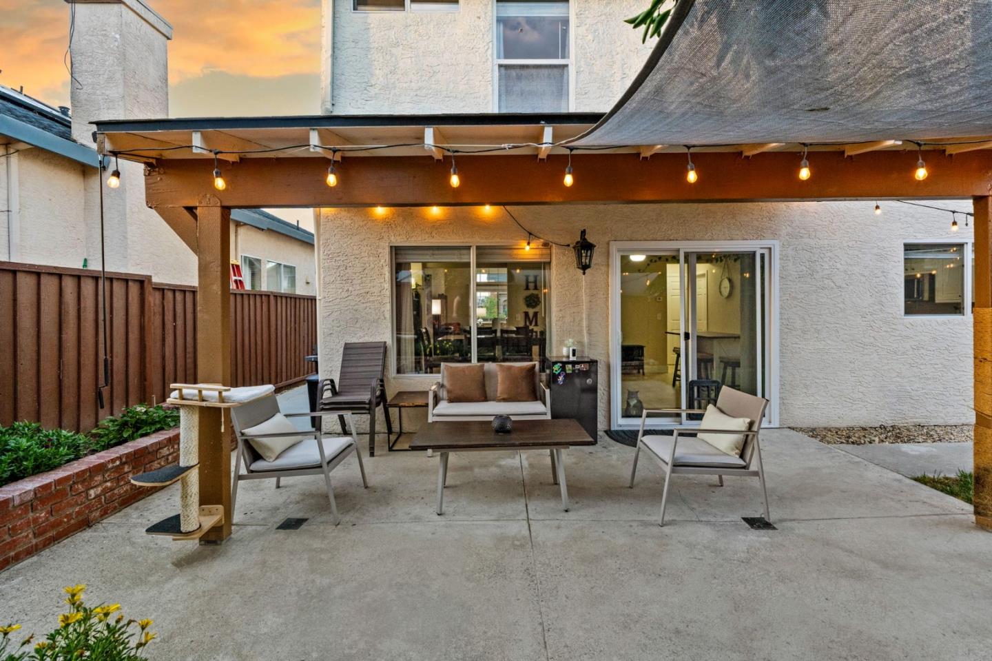 Detail Gallery Image 43 of 55 For 820 Woodcreek Way, Gilroy,  CA 95020 - 4 Beds | 2/1 Baths